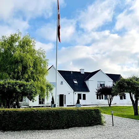 Egn Boutique * Стеге